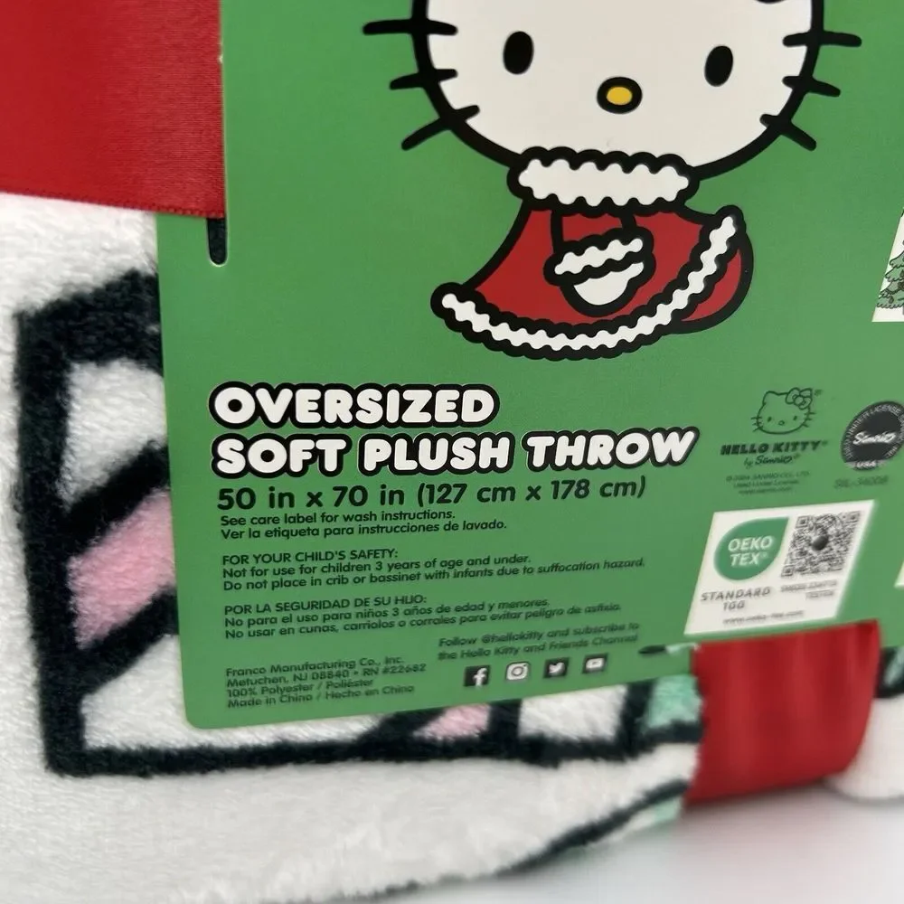 Hello Kitty Holiday Silky Soft Plush Throw, 50 x 70‎